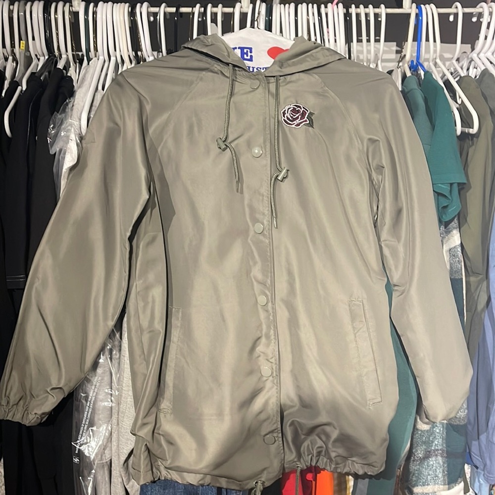 empyre windbreaker